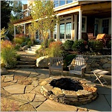 bluestone-fieldstone-firepit-patio